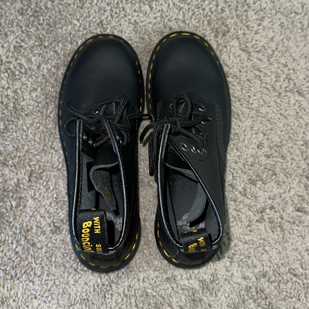 NWOB Dr Martens Women’s 1460 Nappa Leather Lace Up Boots - Picture 5 of 9